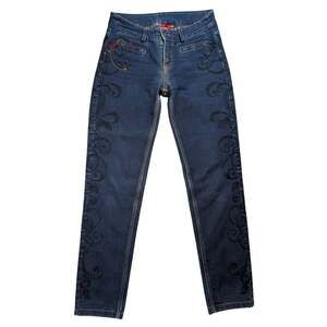 Oilily Embroidered Y2K Jeans EU 34 (US 2/4) Floral Stitch Portugal Designer